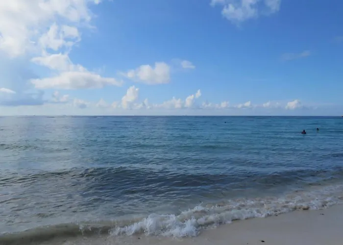 Gorgeous Duplex Mamitas Jacuzzi 3bd Lock-out Apartamento Playa del Carmen
