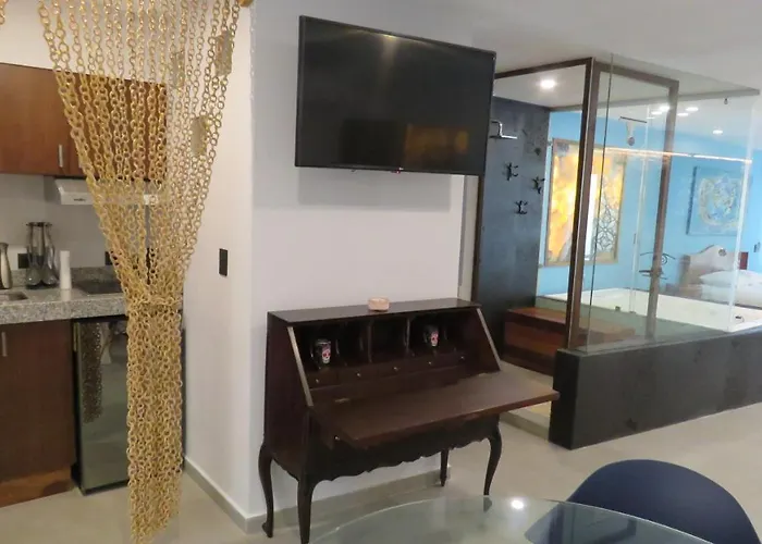 Gorgeous Duplex Mamitas Jacuzzi 3bd Lock-out